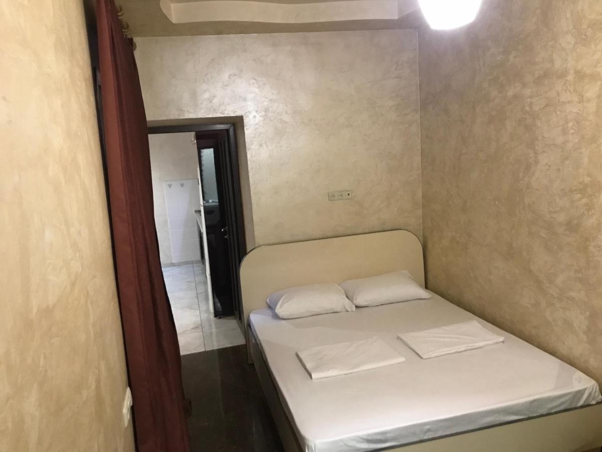 Luxury With Jacuzzi On Republic Square