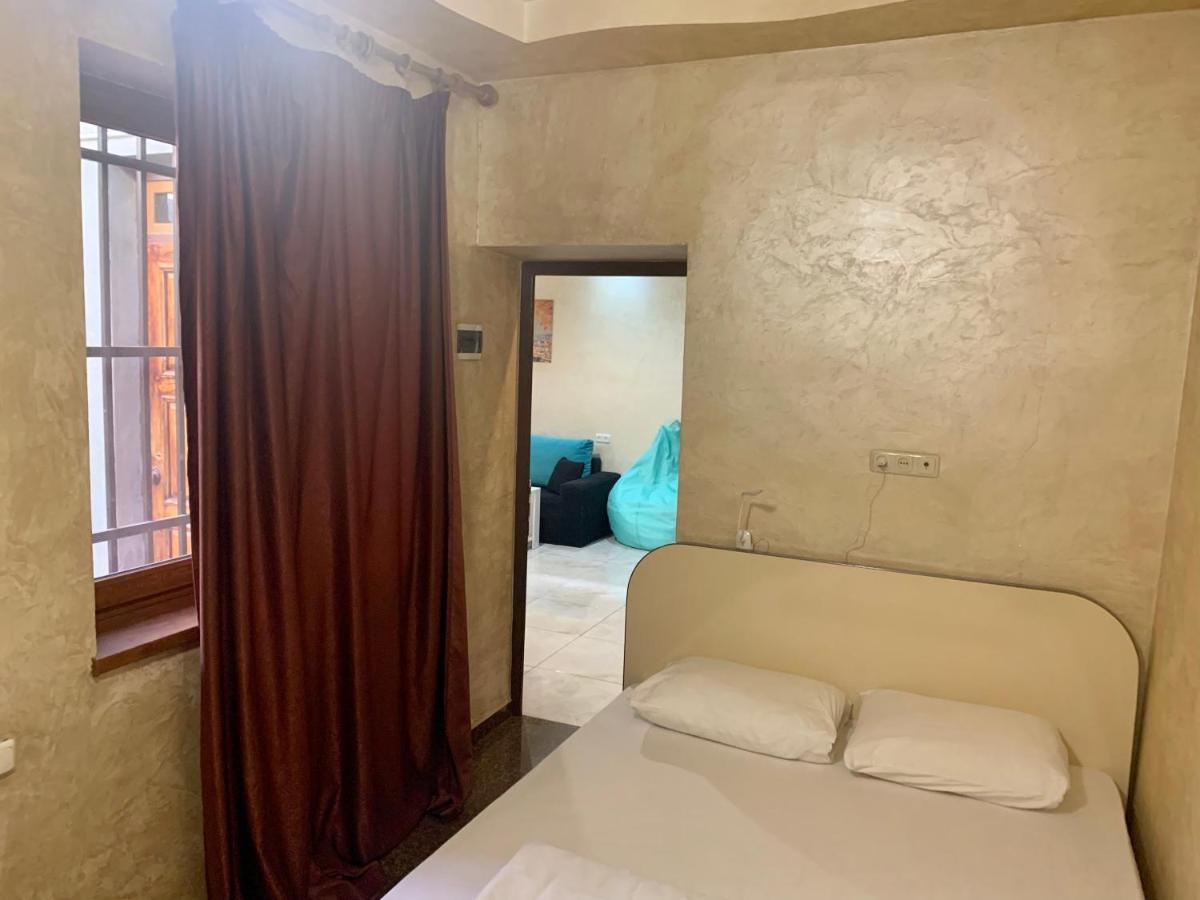 Luxury With Jacuzzi On Republic Square Appartement Erévan